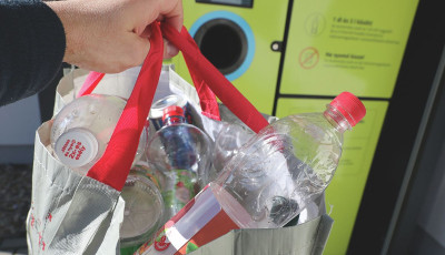 33 milli&aacute;rd nyeres&eacute;get termelt a MOHU-nak, hogy elfelejtett&uuml;nk minden palackot visszavinni