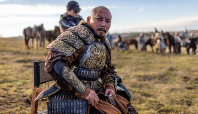 Mozikba ker&uuml;l a tat&aacute;rj&aacute;r&aacute;sos szuperprodukci&oacute; - 2,5 milli&aacute;rd forint &aacute;llami t&aacute;mogat&aacute;ssal k&eacute;sz&uuml;lt az 1242 - A Nyugat kapuja