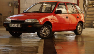 Kisaut&oacute;, nagy sztori - 44 ezer doboz s&ouml;r egy Suzuki Swiftben