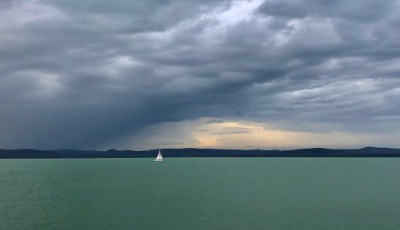 Időj&aacute;r&aacute;s-mix a h&eacute;ten: egy kis nap, egy kis eső, egy kis sz&eacute;l