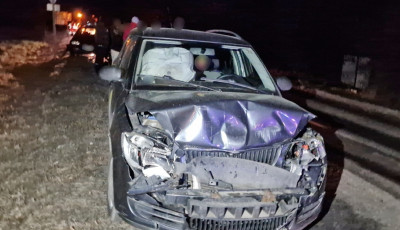 H&aacute;rom aut&oacute; &uuml;tk&ouml;z&ouml;tt &ouml;ssze Baja &eacute;s Cs&aacute;voly k&ouml;z&ouml;tt