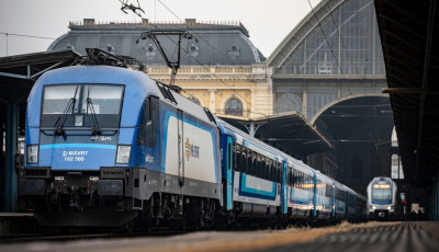 Nagybev&aacute;s&aacute;rl&aacute;s a M&Aacute;V-n&aacute;l: 2026 v&eacute;g&eacute;ig 100 &uacute;j mozdonnyal bőv&uuml;l a flotta