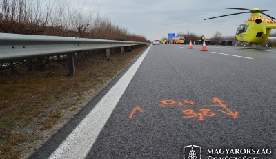 Egy ember &eacute;let&eacute;be ker&uuml;lt, hogy a sofőr elaludt az aut&oacute;p&aacute;ly&aacute;n