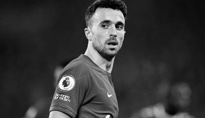 Aut&oacute;balesetben elhunyt a Liverpool j&aacute;t&eacute;kosa, Diogo Jota