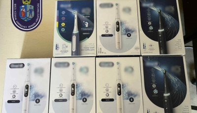 Az orsz&aacute;g t&ouml;bb drog&eacute;ri&aacute;j&aacute;b&oacute;l is lopt&aacute;k a parf&uuml;m&ouml;ket, elektromos fogkef&eacute;ket