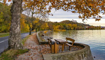 V&aacute;ltoz&eacute;kony h&eacute;t el&eacute; n&eacute;z&uuml;nk - Felhők &eacute;s eső v&aacute;ltj&aacute;k a naps&uuml;t&eacute;st a h&eacute;ten